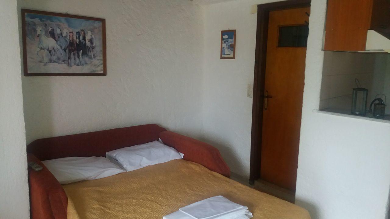 Antikristo Rooms การ์เตรอส ภายนอก รูปภาพ