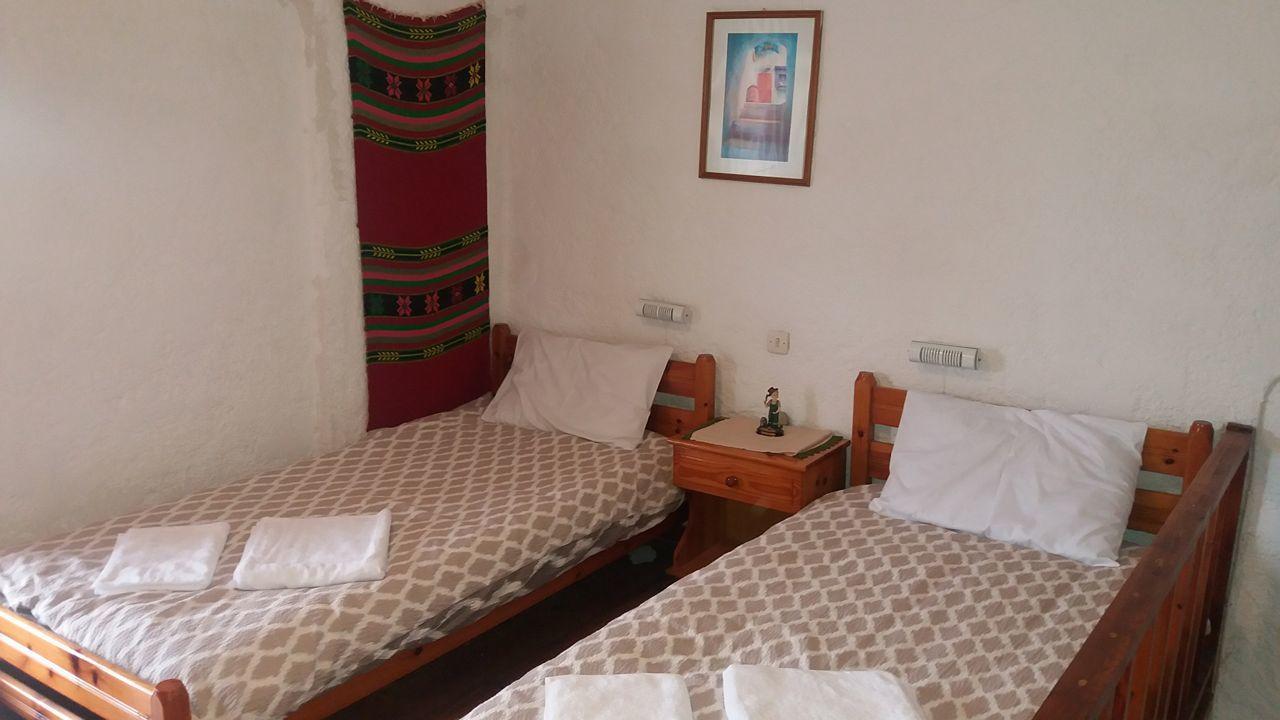 Antikristo Rooms การ์เตรอส ภายนอก รูปภาพ