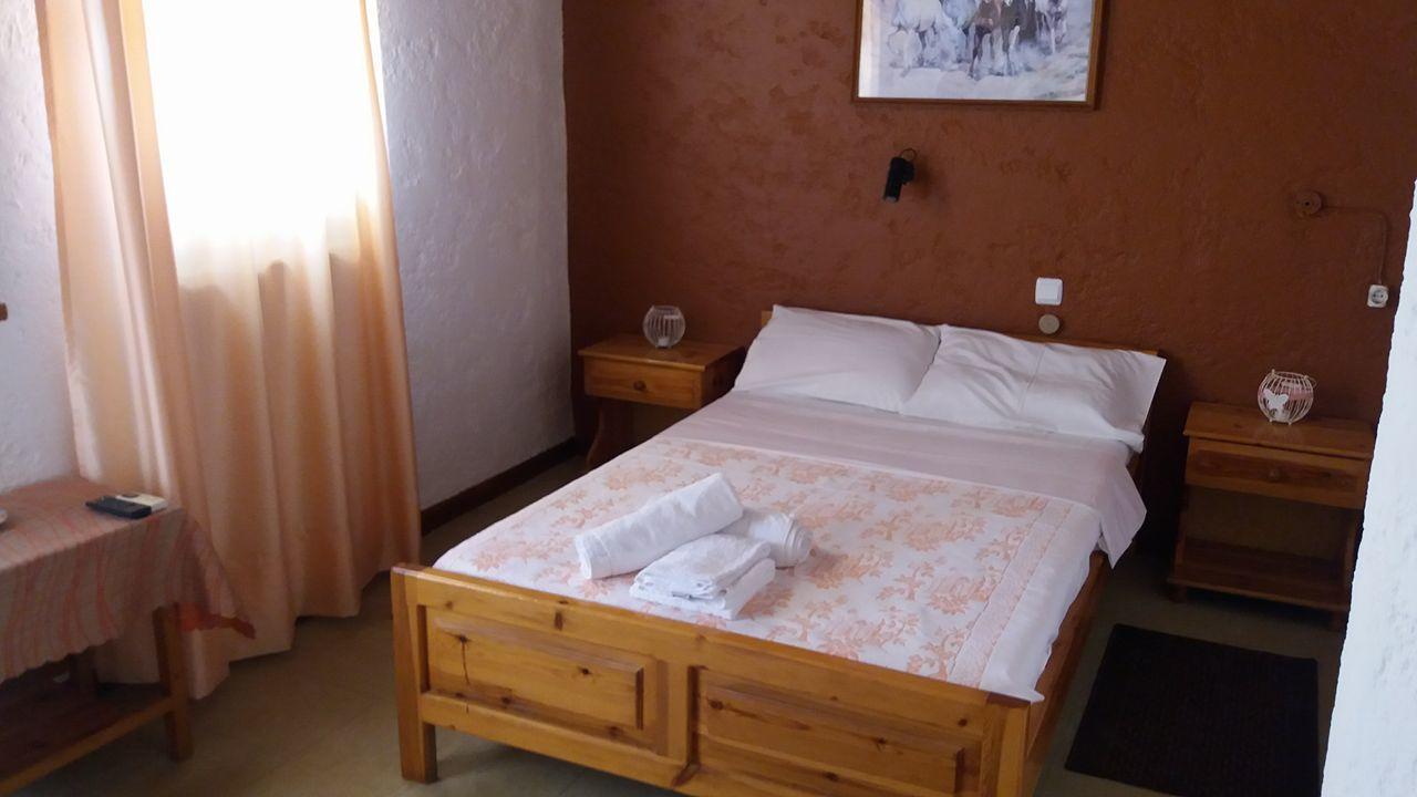 Antikristo Rooms การ์เตรอส ภายนอก รูปภาพ